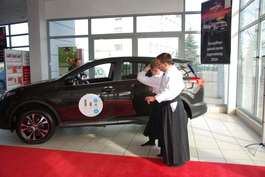 Pokazy 8 marca 2015 - salon Toyoty Włocławek